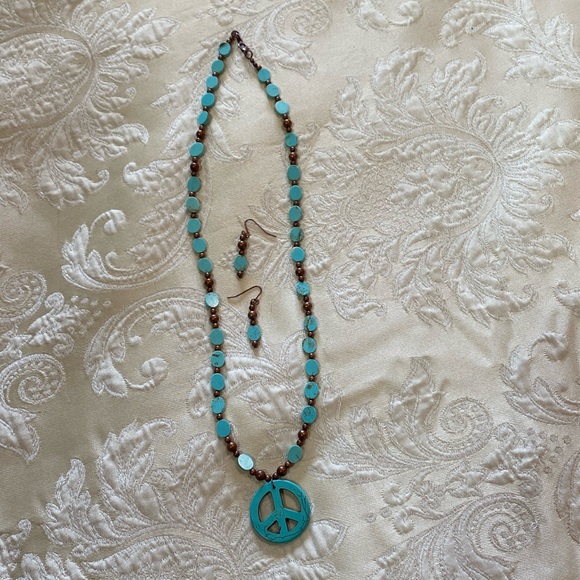 Pamela Reece Original Faux peace Turquoise/dark copper necklace & earring set - Picture 2 of 6